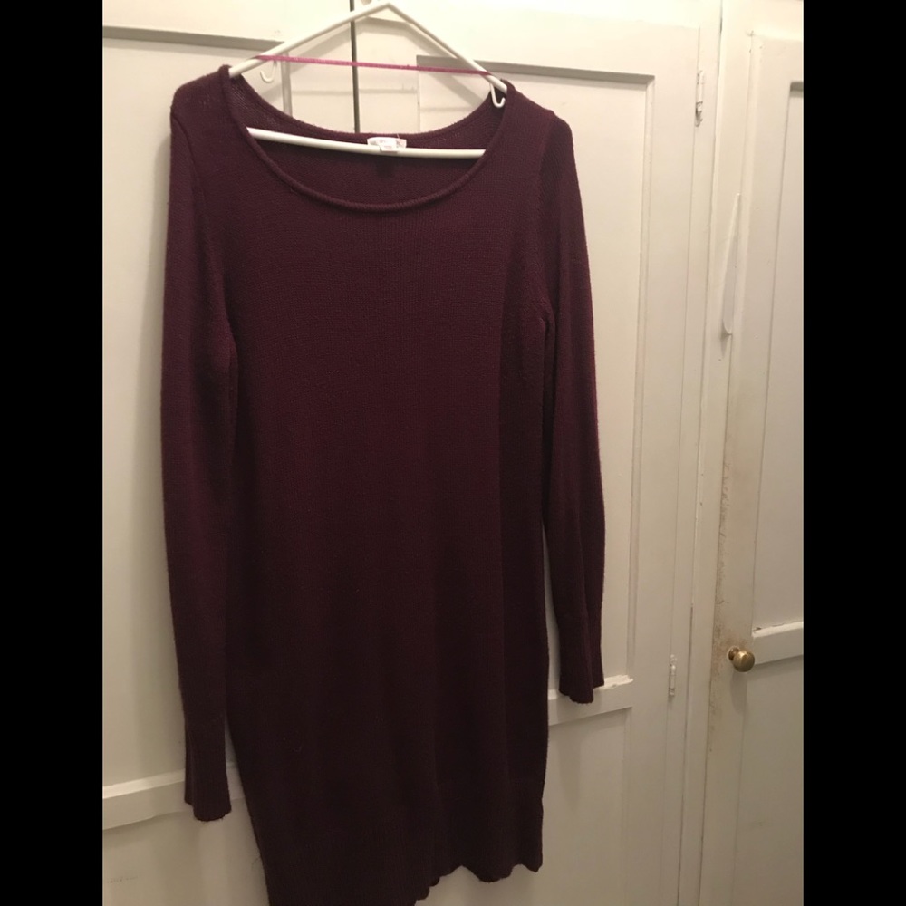 Knitted burgundy dress